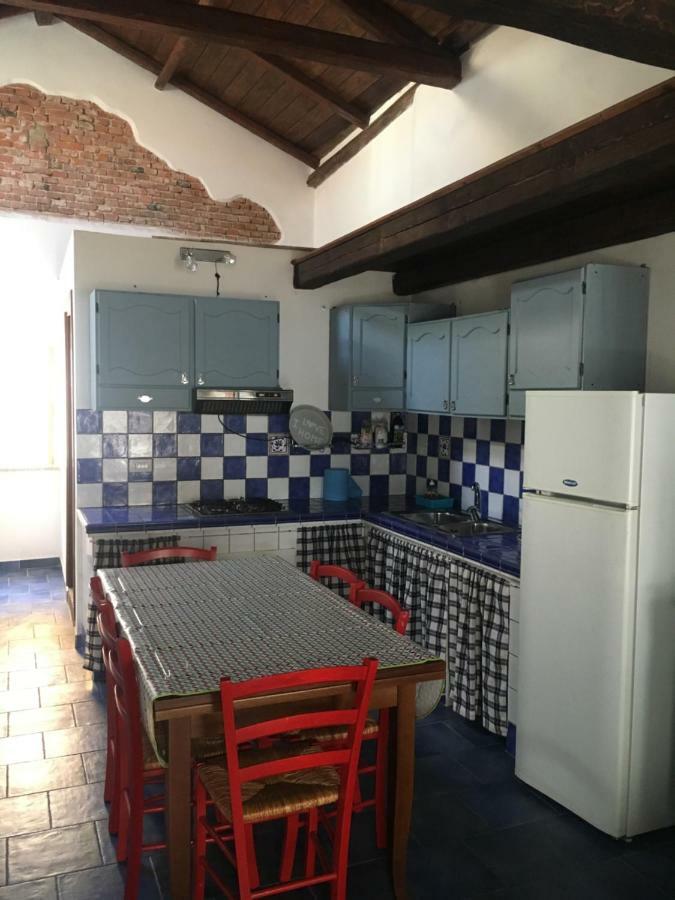 15 Via Giordano Appartement Iglesias Buitenkant foto